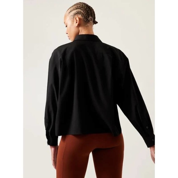 Athleta Black Long Sleeve Cropped Button Up Stretch Tech Top Plus Size 1X NWT - Picture 3 of 16